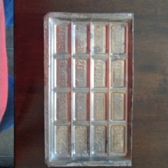 Hershey's miniature mold, about 9x 5 inches - Picture 2 of 2